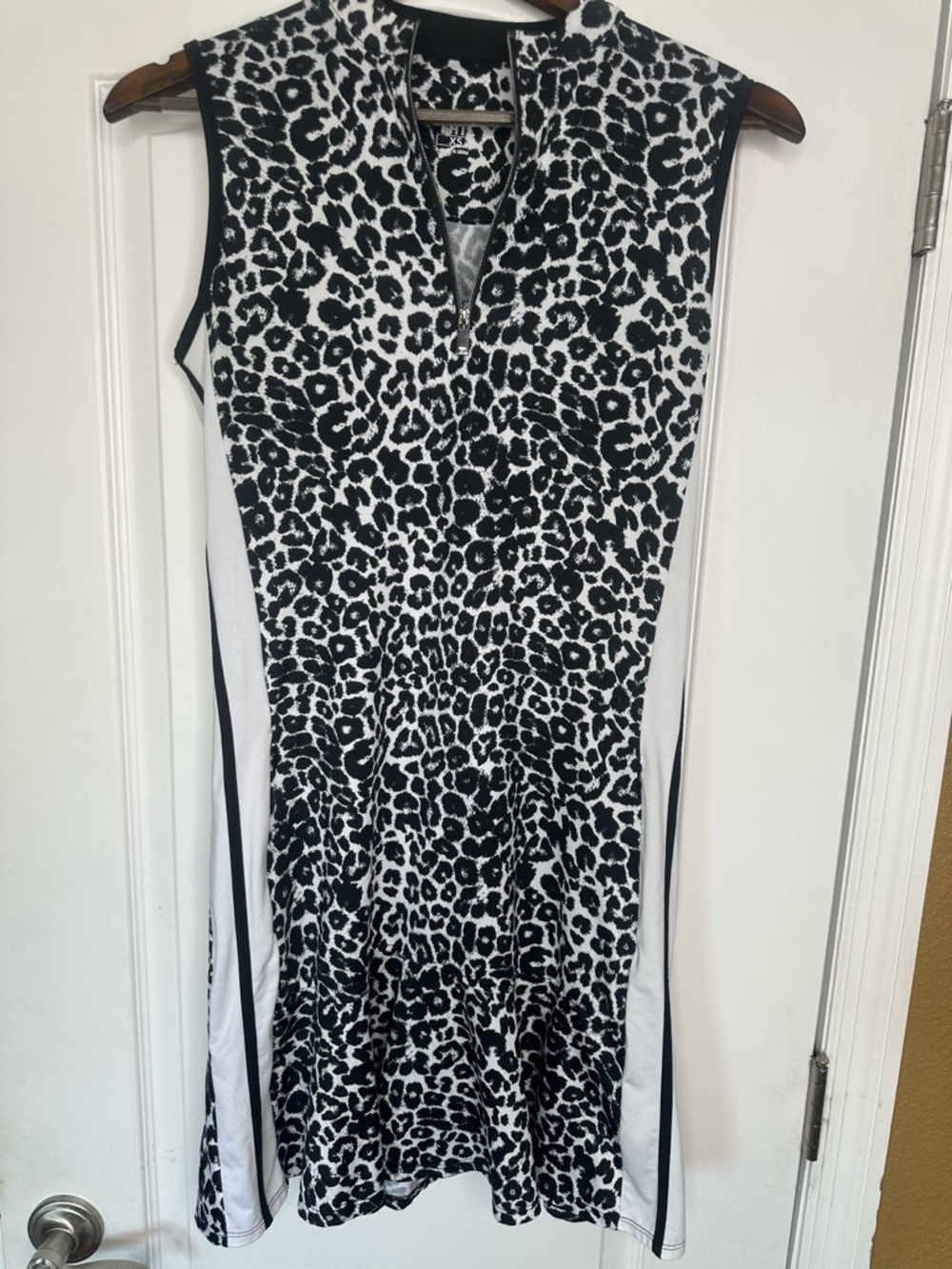 Tail Black and White Leopard Print Sleeveless Golf/Tennis Dress